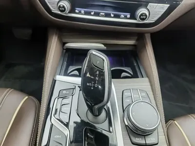 BMW 5 Series New Energy 2019, 166600 км, за 15126.25 USD - фото 13