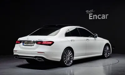 Mercedes-Benz E-Class 2022, 17125 км, за 33470.07 USD