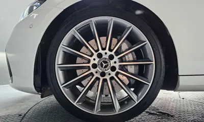Mercedes-Benz E-Class 2022, 17125 км, за 33470.07 USD