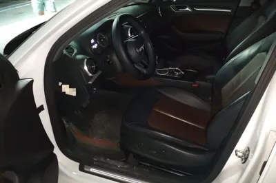 Audi A3 2019, 60700 км, за 10765 USD - фото 13