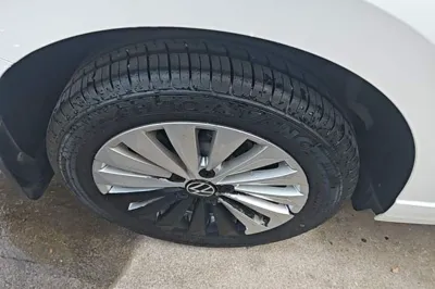 Volkswagen Lavida 2021, 43200 км, за 10125 USD - фото 10