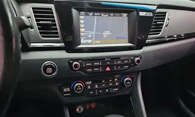 Kia Niro 2018, 161379 км, за 6967.5 USD - фото 16