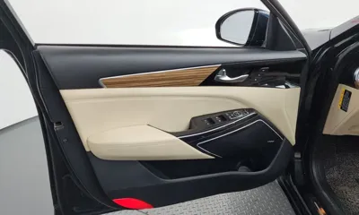 Kia K7 2018, 96633 км, за 9183.41 USD - фото 24