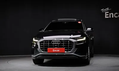 Audi Q8 2020, 46856 км, за 41559.29 USD