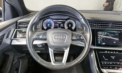 Audi Q8 2020, 46856 км, за 41559.29 USD - фото 13