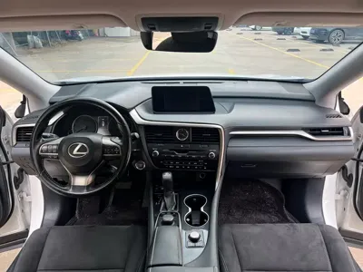 Lexus RX 2016, 151000 км, за 15420.54 USD