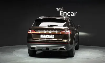 Lincoln Nautilus 2019, 90157 км, за 15287.55 USD