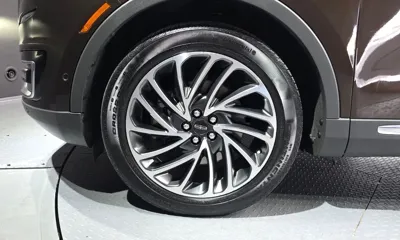 Lincoln Nautilus 2019, 90157 км, за 15287.55 USD