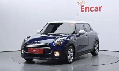 MINI Cooper · 2015 год