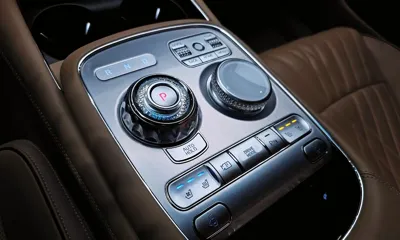Genesis G90 2023, 69839 км, за 47684.83 USD - фото 9