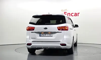 Kia Canival 2020, 76391 км, за 66096.03 USD