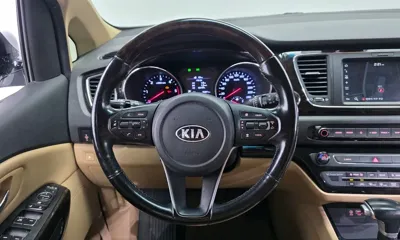Kia Canival 2020, 76391 км, за 66096.03 USD - фото 13