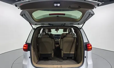 Kia Canival 2020, 76391 км, за 66096.03 USD - фото 20
