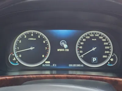 Hyundai Equus 2014, 201000 км, за 4492.9 USD - фото 6