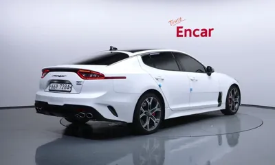 Kia Stinger 2018, 89669 км, за 8983.35 USD