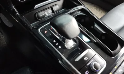 Kia Stinger 2018, 89669 км, за 8983.35 USD - фото 9