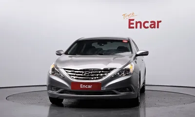 Hyundai Sonata 2010, 38236 км, за 3957.71 USD