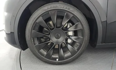 Tesla Model Y 2022, 74275 км, за 26847.81 USD