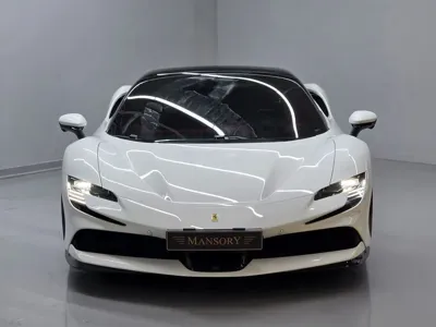 Ferrari SF90 2023, 4130 км, за 374163.06 USD
