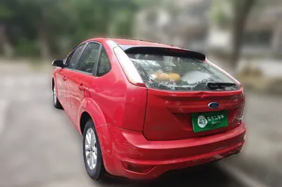 Ford Focus 2013, 65800 км, за 3155 USD