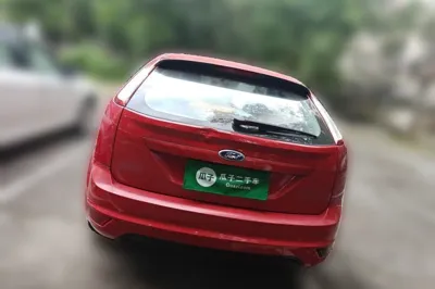Ford Focus 2013, 65800 км, за 3155 USD