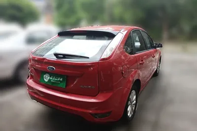 Ford Focus 2013, 65800 км, за 3155 USD - фото 6