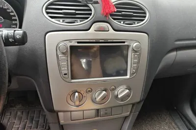 Ford Focus 2013, 65800 км, за 3155 USD - фото 13