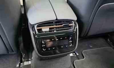 Mercedes-Benz EQS 2022, 63924 км, за 51857.69 USD - фото 32