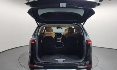 Kia Canival 2021, 136373 км, за 15916.75 USD - фото 20