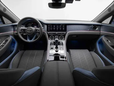 Bentley Continental 2025, 4638 км, за 270895.24 USD - фото 7
