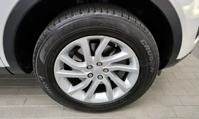 Land Rover Discovery Sport 2018, 102567 км, за 8402.26 USD