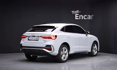 Audi Q3 2022, 84454 км, за 40917.53 USD