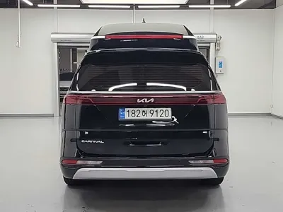 Kia Canival 2022, 195424 км, за 16848.83 USD