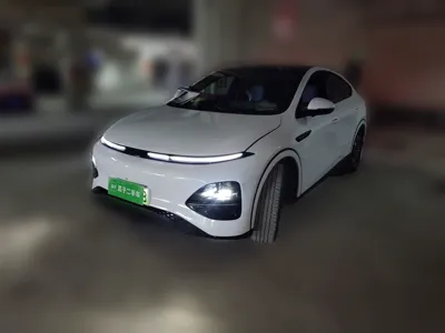 Xpeng G6 · 2023 год