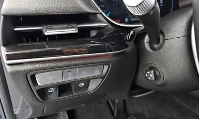 Genesis G80 2021, 101679 км, за 18701.59 USD - фото 32