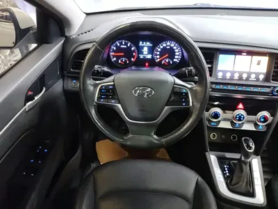 Hyundai Elantra 2020, 81400 км, за 6591.99 USD - фото 11