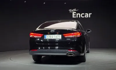 Kia K5 2017, 130762 км, за 6240.14 USD