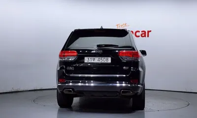 Jeep Cherokee 2018, 103918 км, за 11788.07 USD