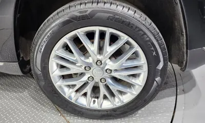 Jeep Cherokee 2018, 103918 км, за 11788.07 USD
