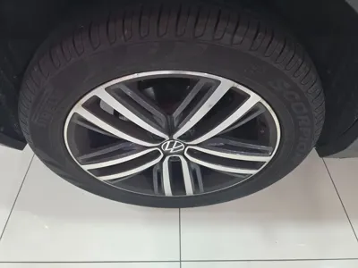 Volkswagen Tiguan 2023, 29170 км, за 35779.37 USD