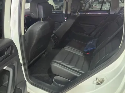 Volkswagen Tiguan 2023, 29170 км, за 35779.37 USD - фото 11