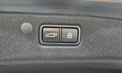 Hyundai Grandeur 2020, 116455 км, за 12768.74 USD - фото 28