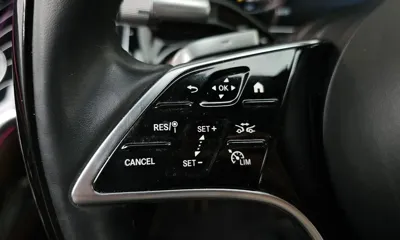 Mercedes-Benz S-Class 2022, 72429 км, за 84061.43 USD - фото 32