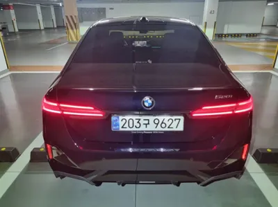 BMW 5-Series 2024, 22629 км, за 41289.22 USD