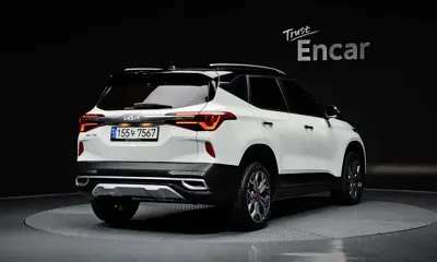 Kia Seltos 2023, 24419 км, за 15758.01 USD