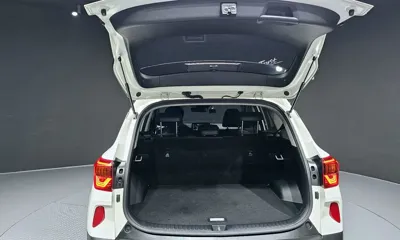 Kia Seltos 2023, 24419 км, за 15758.01 USD - фото 20