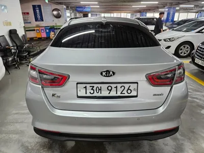 Kia K5 2015, 87019 км, за 4923.2 USD