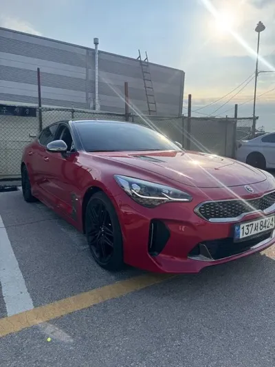 Kia Stinger 2022, 43000 км, за 20680.48 USD
