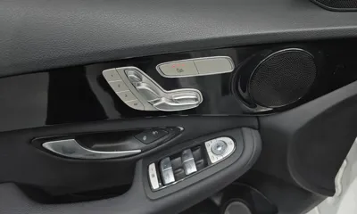 Mercedes-Benz C-Class 2019, 85438 км, за 14535.84 USD - фото 19