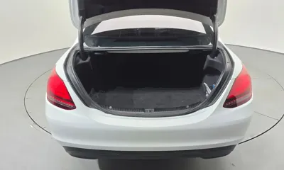 Mercedes-Benz C-Class 2019, 85438 км, за 14535.84 USD - фото 20